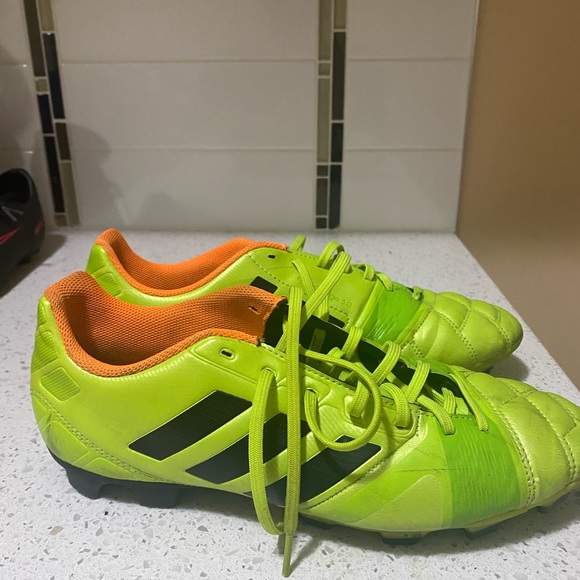 Men’s Adidas Cleats - Picture 3 of 5